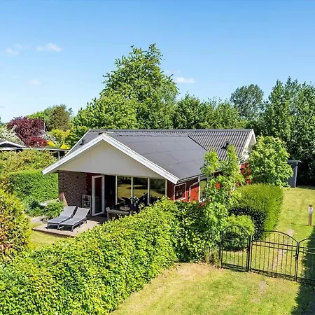 40556-juelsminde-pot-strandby-77 別荘 *